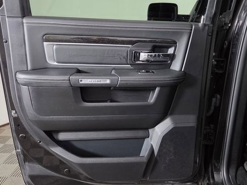 Used 2017 RAM 2500 Limited image 27