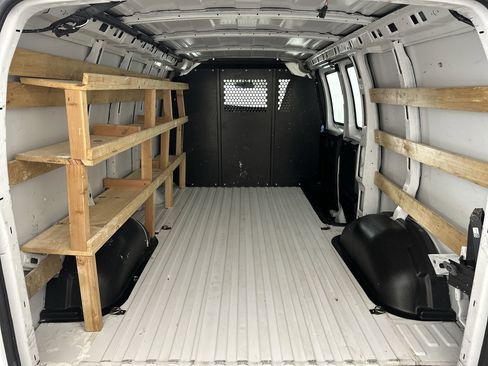 Used 2022 Chevrolet Express 2500 w/ Driver Convenience Package image 26