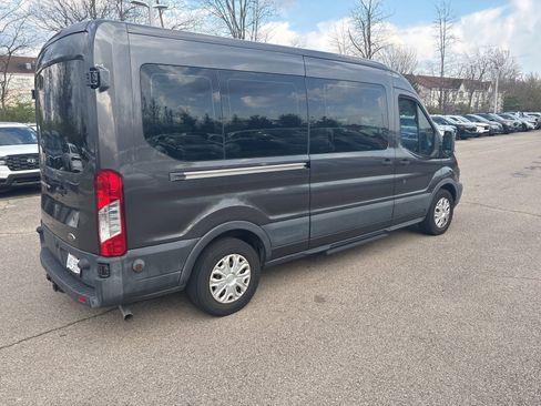 Used 2017 Ford Transit 350 XLT image 17