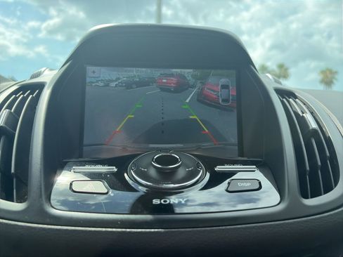 Used 2017 Ford Escape Titanium AWD/4WD image 18
