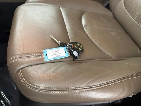 Used 2016 GMC Acadia SLT AWD/4WD image 34