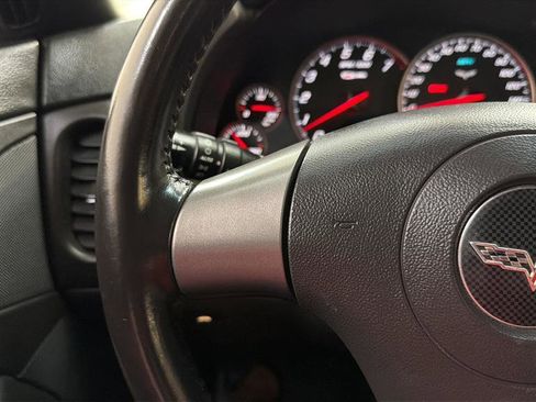 Used 2006 Chevrolet Corvette Z06 w/ Preferred Equipment Group image 27