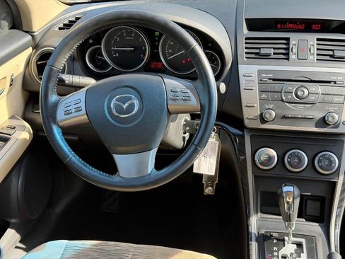 Used 2010 MAZDA MAZDA6 i Touring FWD image 12