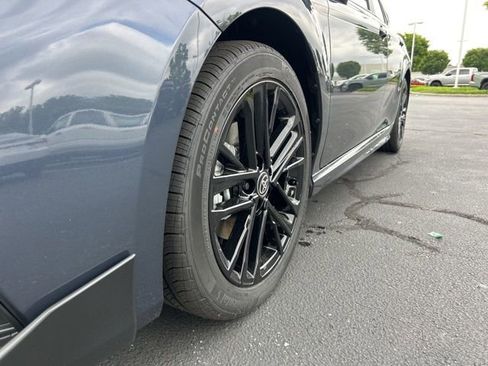 New 2026 Toyota Camry SE AWD/4WD image 10