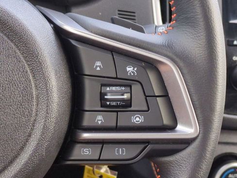 Used 2023 Subaru Crosstrek 2.0i Premium image 27