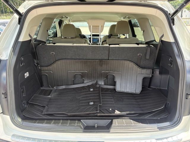 Used 2020 Subaru Ascent Premium w/ Convenience Package AWD/4WD image 16