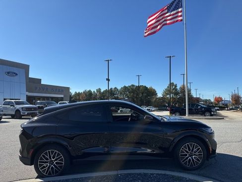New 2025 Ford Mustang Mach-E Premium image 13