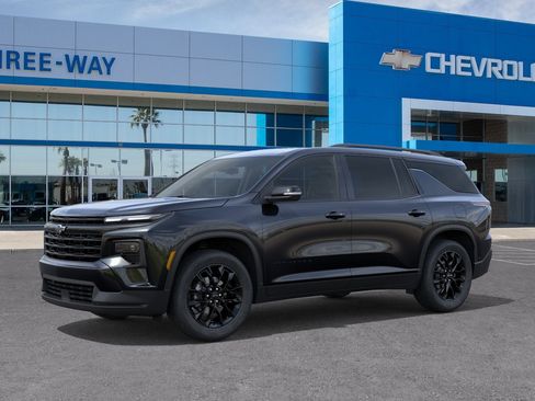 New 2026 Chevrolet Traverse LT FWD image 2