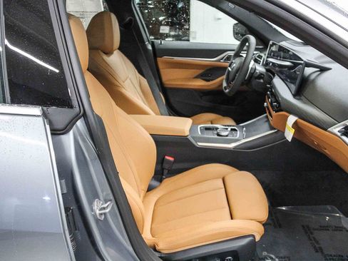 New 2026 BMW 430i image 18