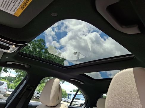 Used 2023 Mercedes-Benz C 300 4MATIC Sedan image 17