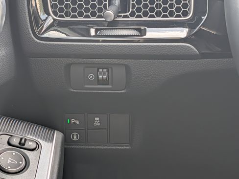 Used 2023 Honda Civic Touring image 27