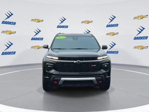 Used 2024 Chevrolet Traverse Z71 w/ Enhanced Driving Package image 3