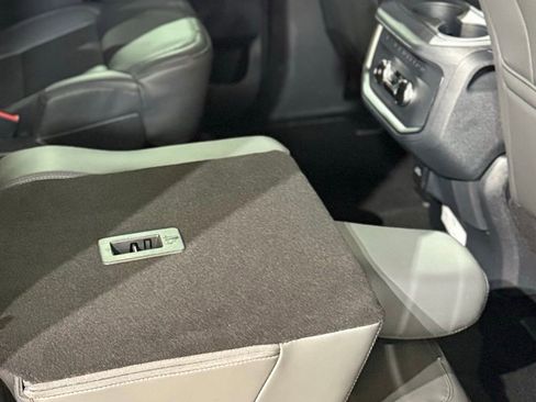 New 2026 Ford Expedition Active AWD/4WD image 77