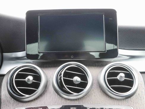 Used 2019 Mercedes-Benz C 300 Sedan image 16