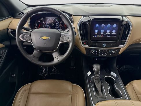 Used 2023 Chevrolet Traverse Premier AWD/4WD image 23