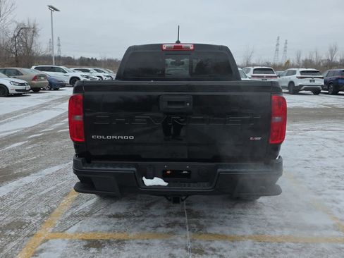 Used 2022 Chevrolet Colorado Z71 w/ Z71 Midnight Edition image 5