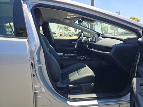 Certified 2026 Toyota Prius XLE FWD image 10