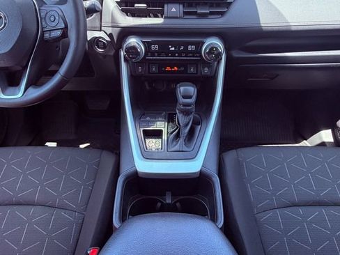 Used 2023 Toyota RAV4 XLE w/ Convenience Package FWD image 32
