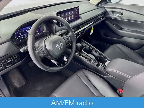 Used 2025 Honda Accord EX-L image 11