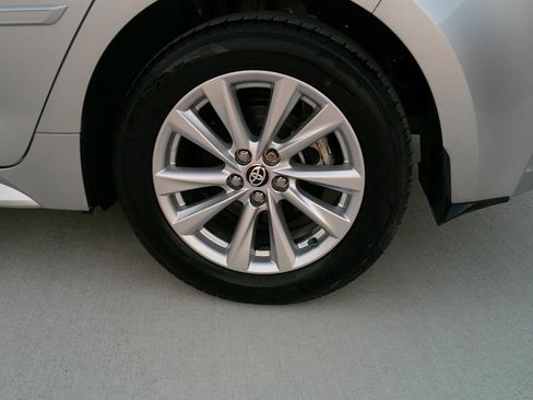 Used 2024 Toyota Corolla SE image 31