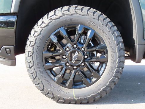 New 2026 Chevrolet Silverado 3500 LT w/ Trail Boss Package AWD/4WD image 19