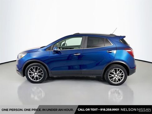 Used 2019 Buick Encore Sport Touring w/ Safety Package FWD image 8