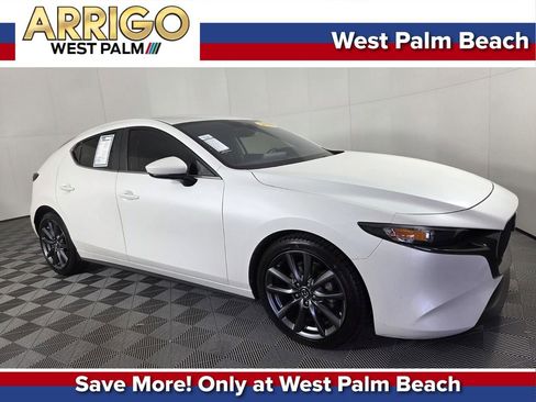 Used 2019 MAZDA MAZDA3 Base image 1