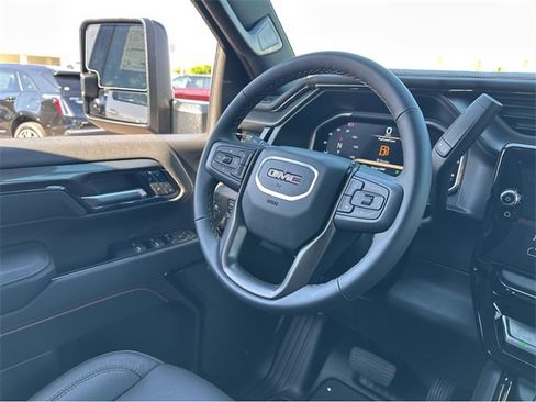 New 2026 GMC Sierra 2500 AT4 w/ AT4 Premium Plus Package image 8