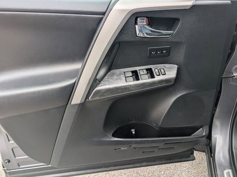 Used 2017 Toyota RAV4 Platinum AWD/4WD image 14