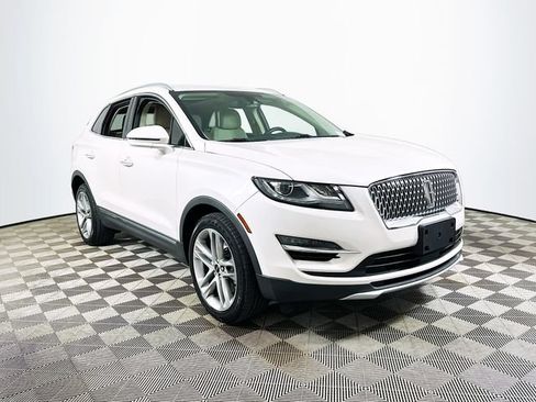 Used 2019 Lincoln MKC Reserve w/ MKC Climate Package AWD/4WD image 1