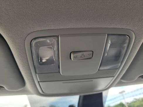 Used 2025 Kia Soul LX w/ LX Technology Package image 21