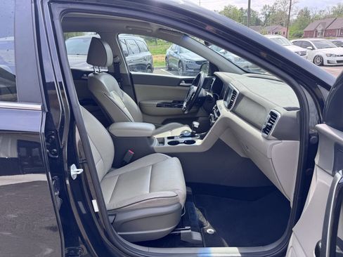 Used 2019 Kia Sportage EX w/ EX Premium Package image 17