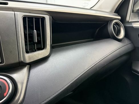 Used 2015 Toyota RAV4 LE image 23