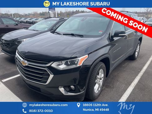 Used 2021 Chevrolet Traverse LT w/ LPO, Floor Liner Package image 3