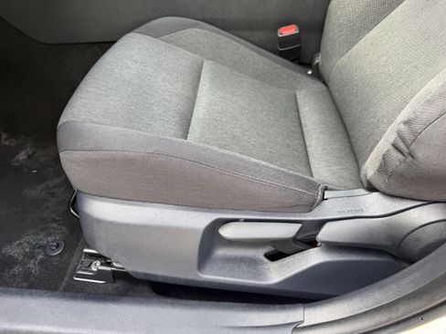 Used 2025 Toyota Camry LE image 29