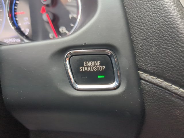 Used 2023 GMC Acadia Denali w/ Denali Ultimate Package FWD image 36
