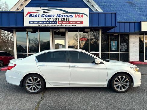 Used 2013 Honda Accord Sport image 2