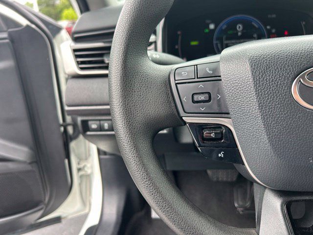 Used 2025 Toyota Camry LE FWD image 20