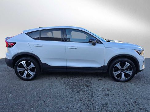 Used 2023 Volvo C40 P8 Recharge Plus image 2