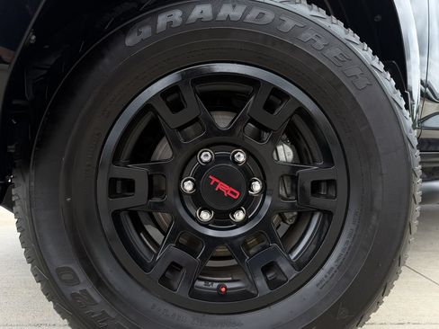 Used 2024 Toyota 4Runner SR5 RWD image 9