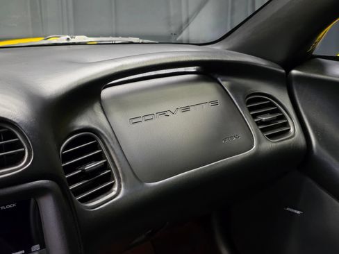 Used 2003 Chevrolet Corvette Z06 w/ Memory Package, 3 Drivers RWD image 27