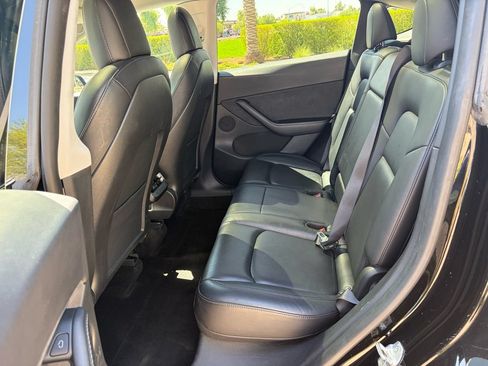 Used 2021 Tesla Model Y Performance AWD/4WD image 10