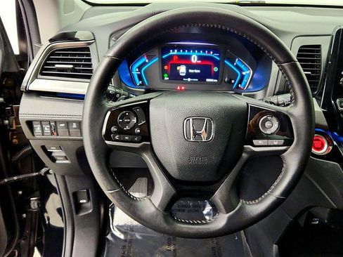 Used 2023 Honda Odyssey Touring image 14