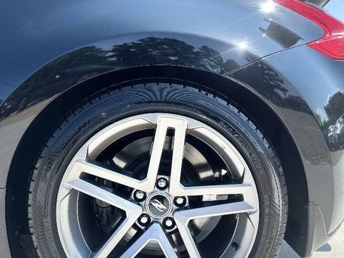 Used 2014 Nissan 370Z Coupe RWD image 14