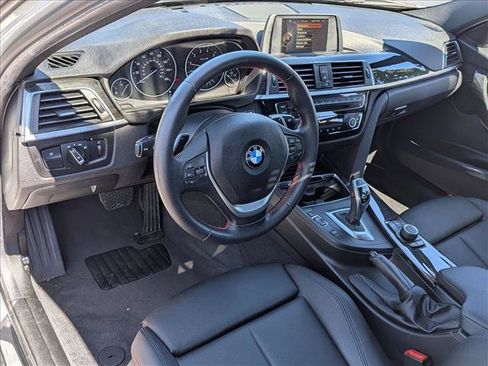 Used 2016 BMW 328i Sedan RWD image 10