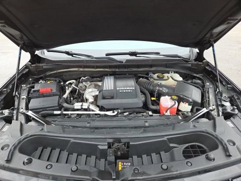 Used 2023 Chevrolet Suburban LT w/ Luxury Package image 80