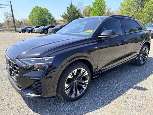 Used 2025 Audi Q8 Premium Plus w/ Premium Plus Package image 1