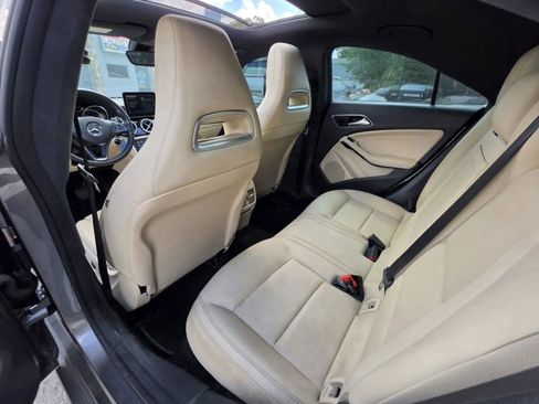 Used 2018 Mercedes-Benz CLA 250 4MATIC w/ Premium Package image 12