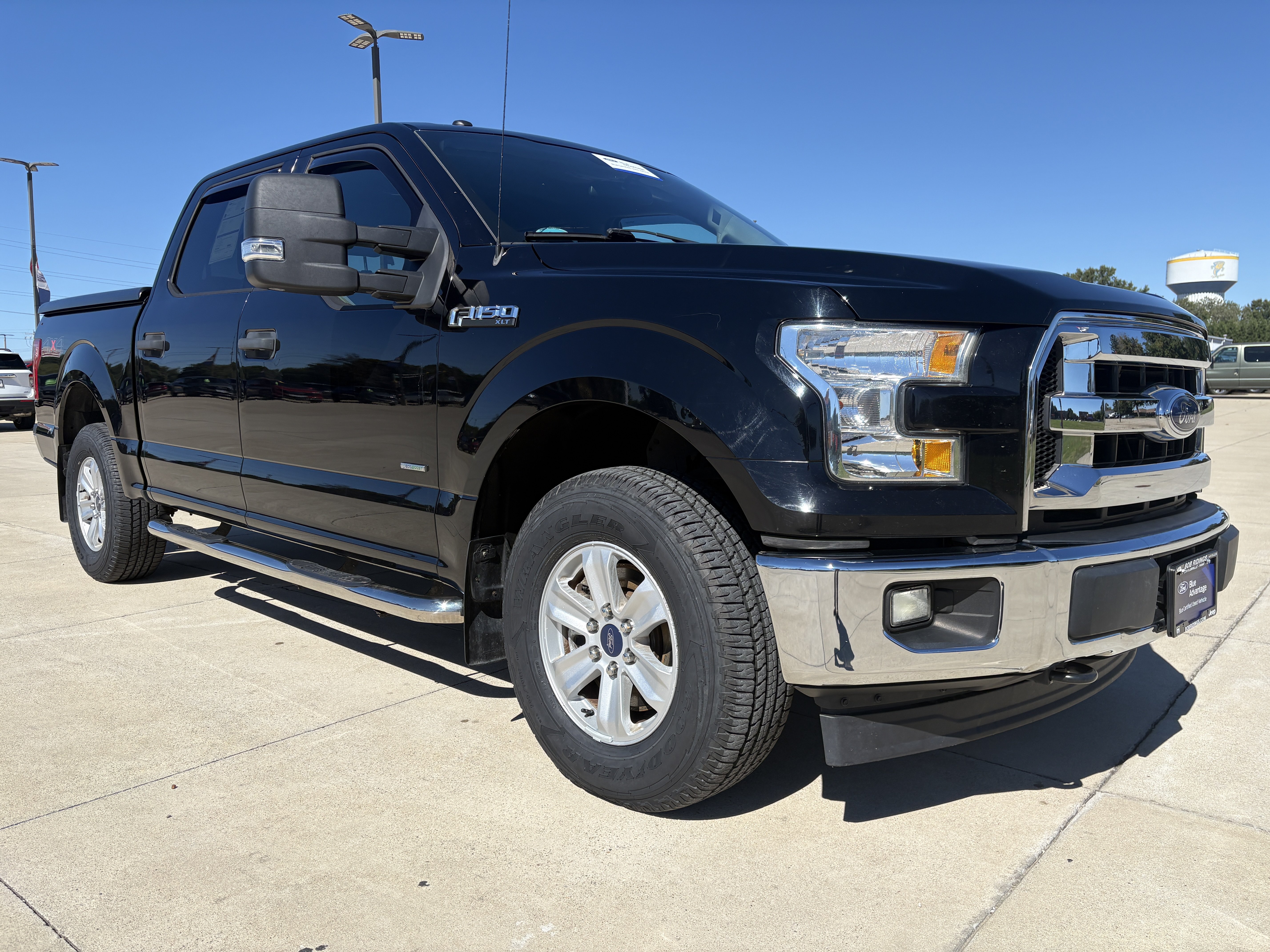 Used 2017 Ford F150 XLT w/ Trailer Tow Package AWD/4WD image 2