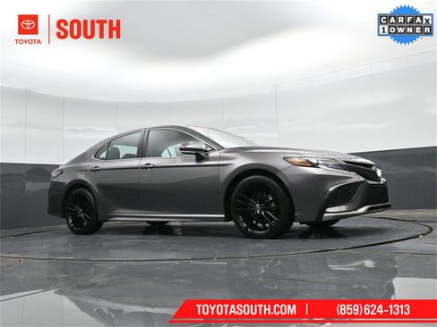 Used 2024 Toyota Camry XSE image 35